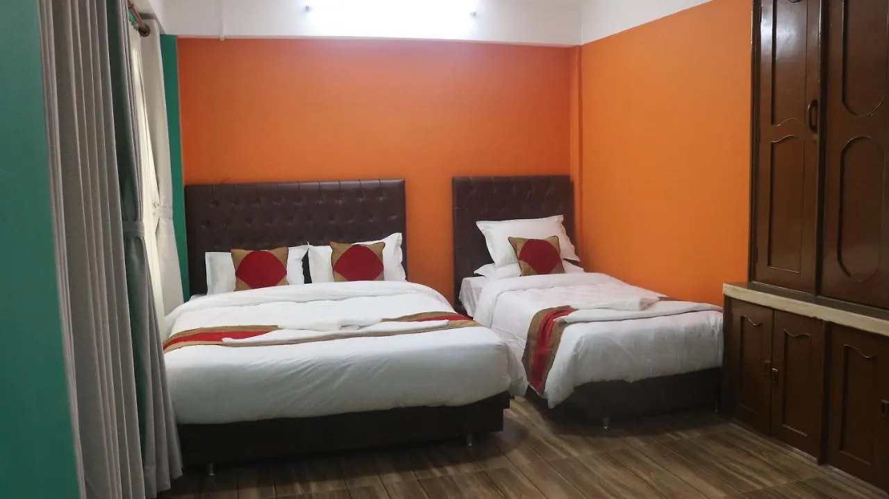 Nepalaya Home Hostel 카트만두 0*,